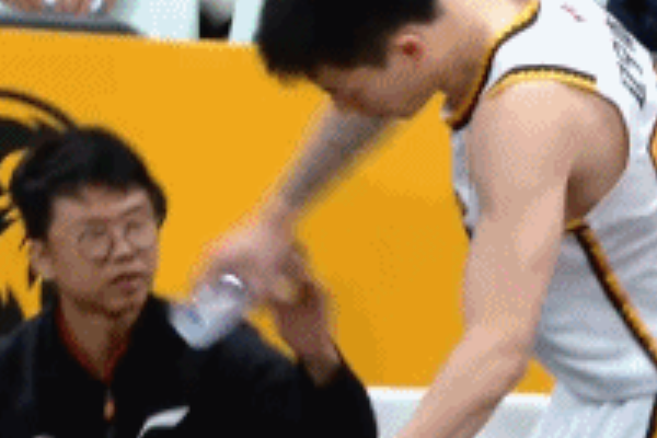 廣廈逆襲！遼寧男籃新賽季首戰(zhàn)失利遭遇慘敗